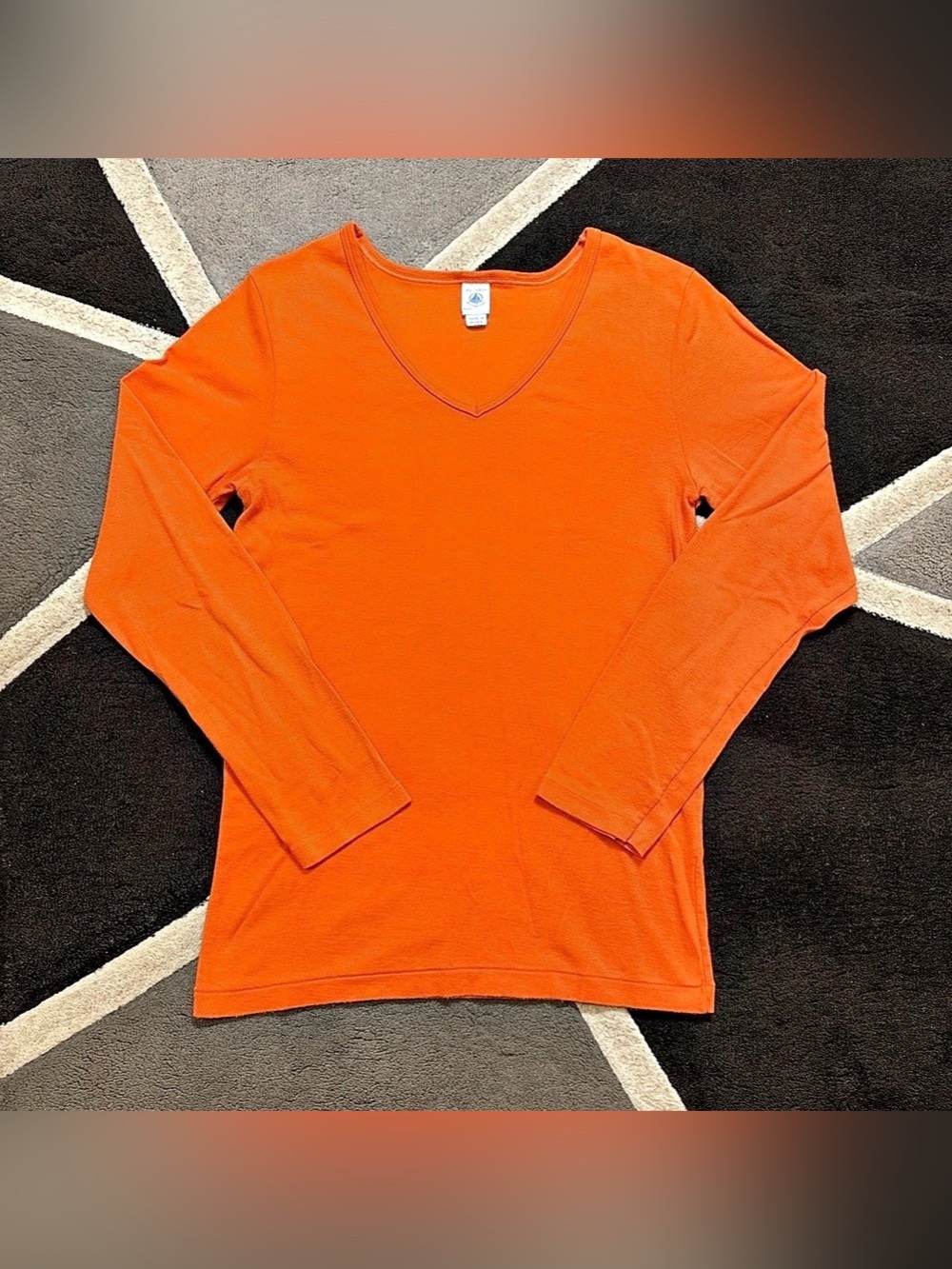Y2K Petit Bateau Orange long sleeve shirt with a v-neck